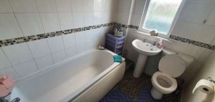 Prince Avenue, Westcliff-On-Sea, Image 11