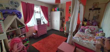 Prince Avenue, Westcliff-On-Sea, Image 12