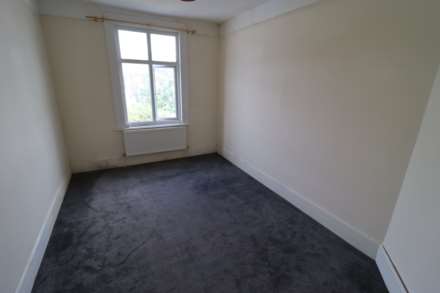 Elderton Road, Westcliff On Sea, Image 6
