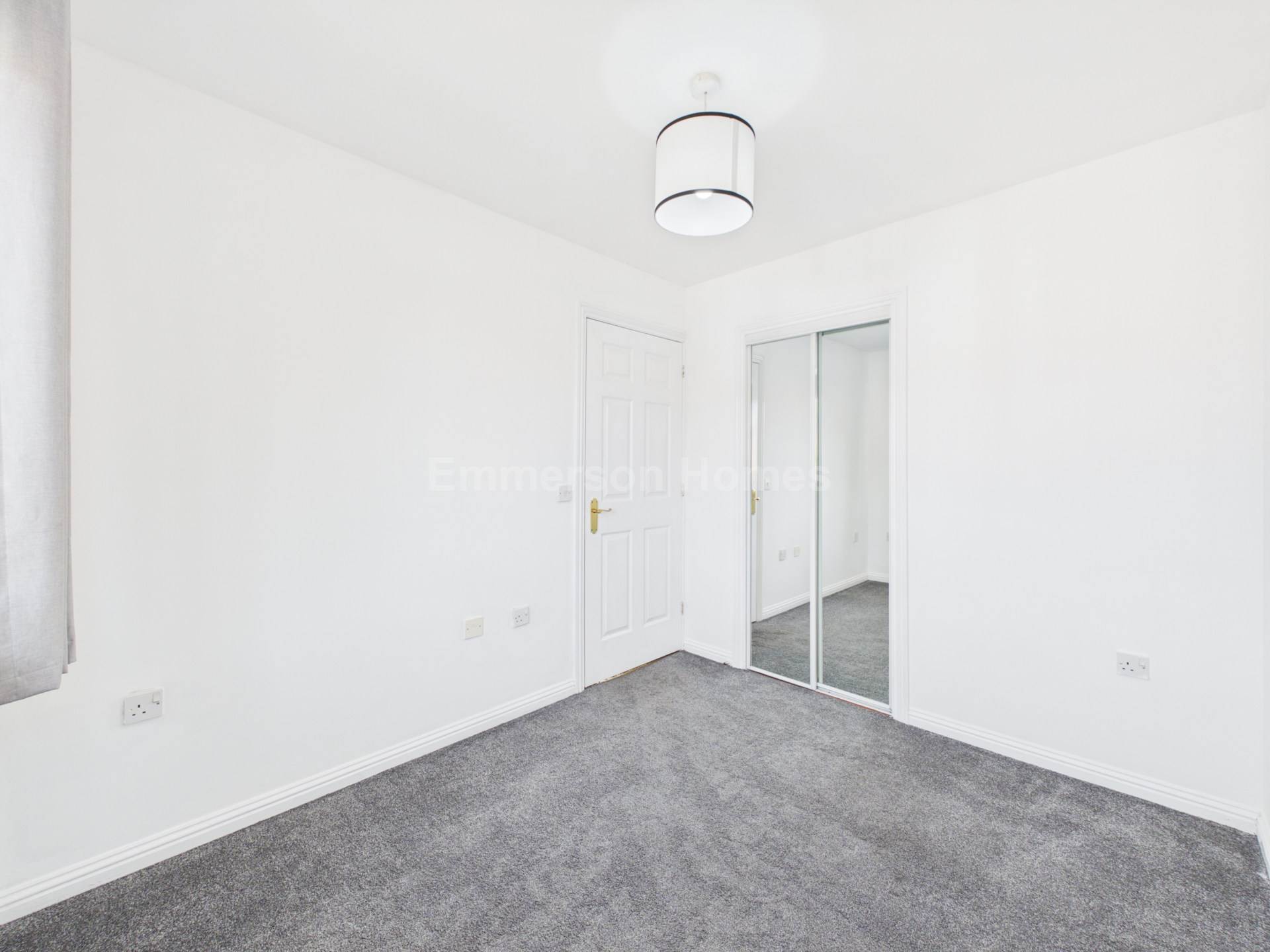 Muirsheil Crescent, Priesthill, Glasgow, Image 14