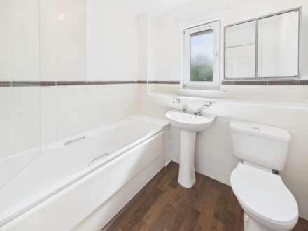 Muirsheil Crescent, Priesthill, Glasgow, Image 15