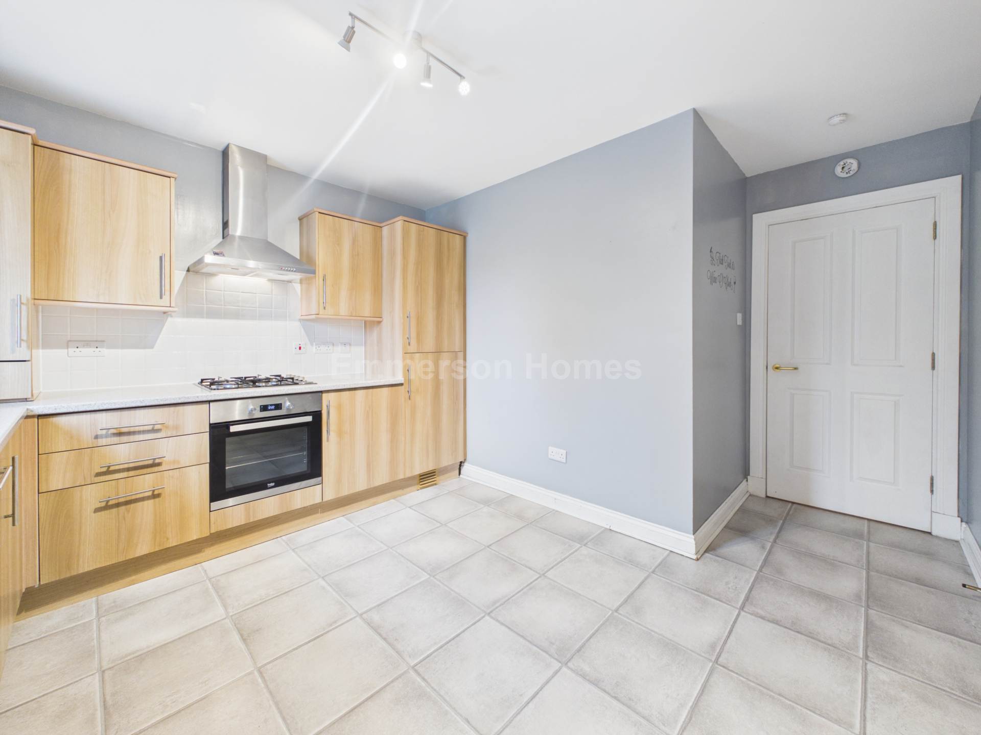 Main Road, Elderslie, PA5, Image 5