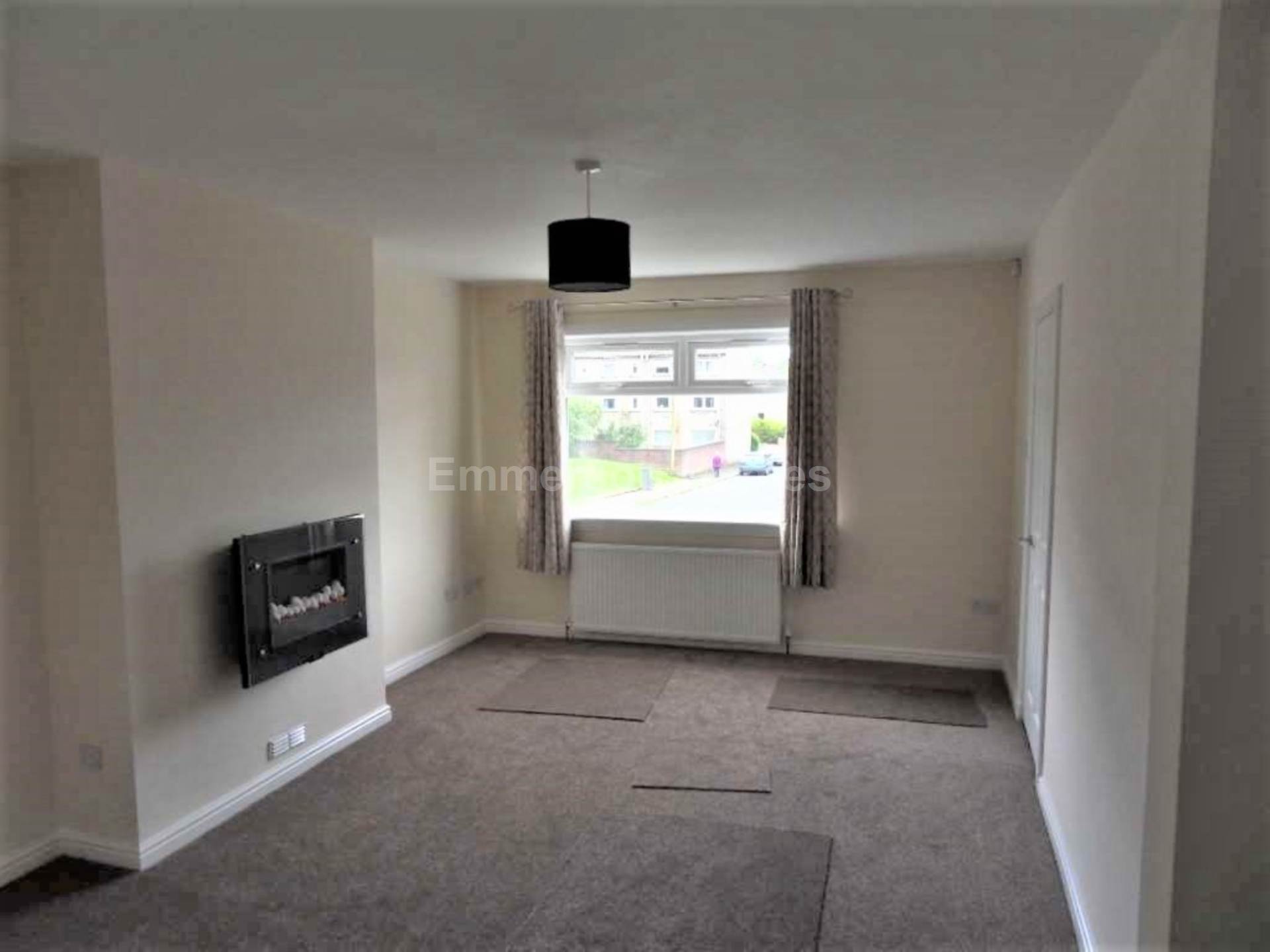 Spruce Avenue, Johnstone, Image 2