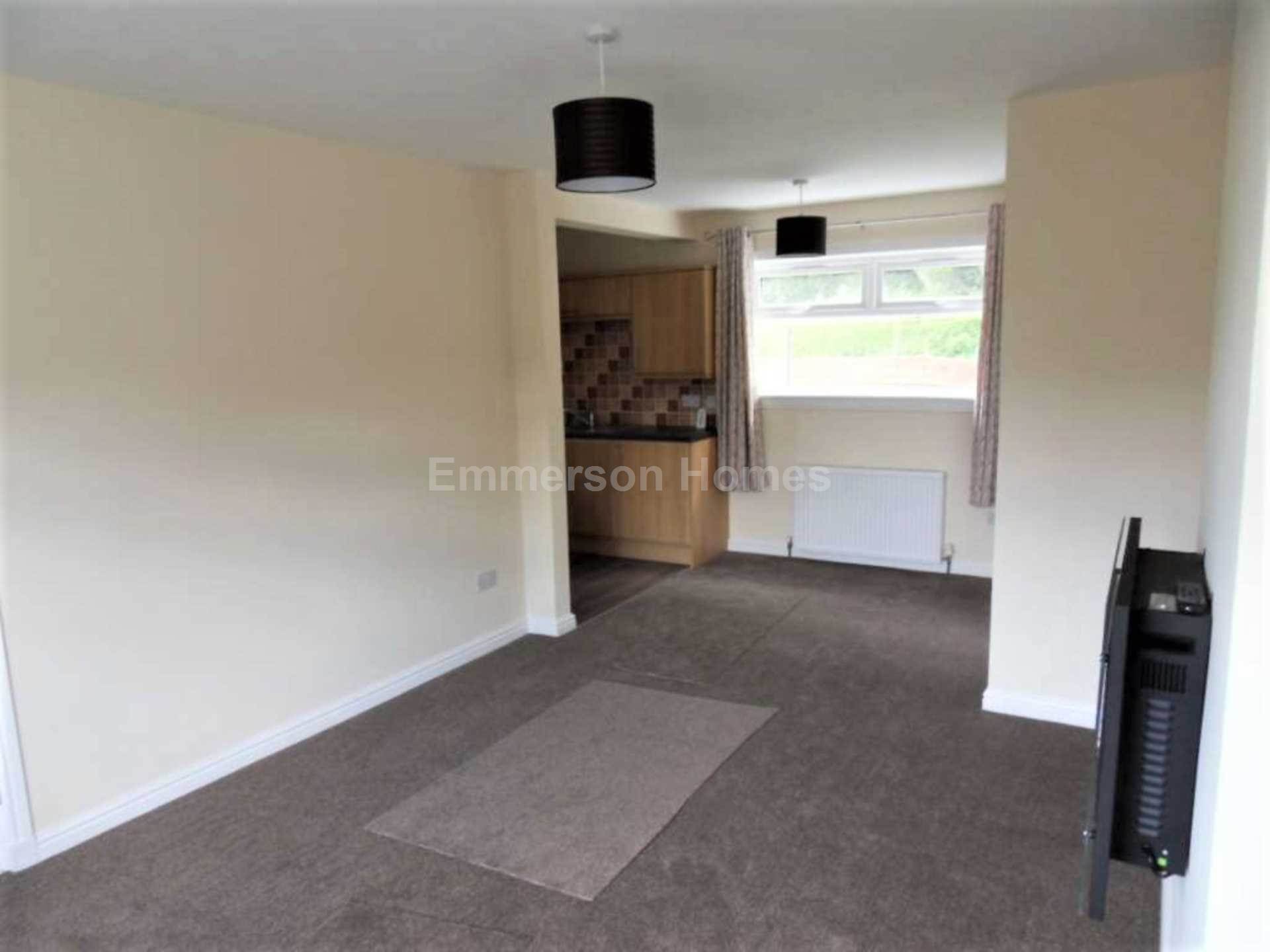 Spruce Avenue, Johnstone, Image 4