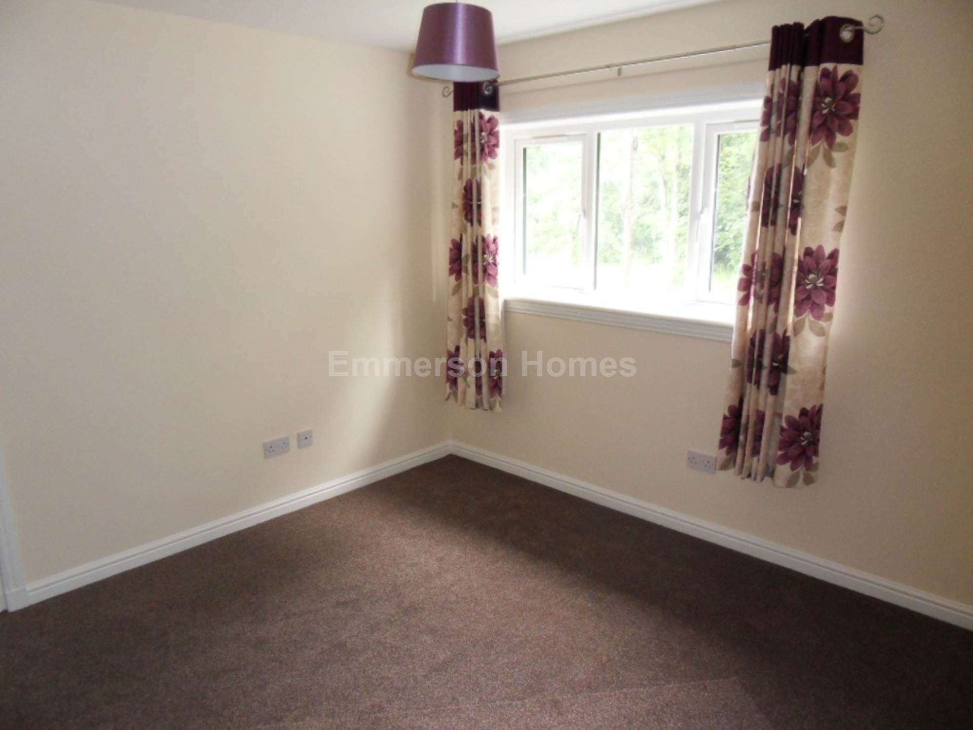 Spruce Avenue, Johnstone, Image 5