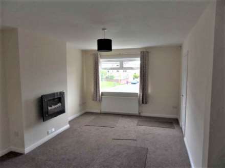 Spruce Avenue, Johnstone, Image 2