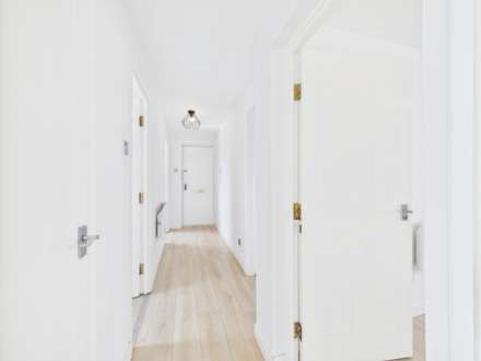 Bobbins Gate, Paisley, PA1, Image 12