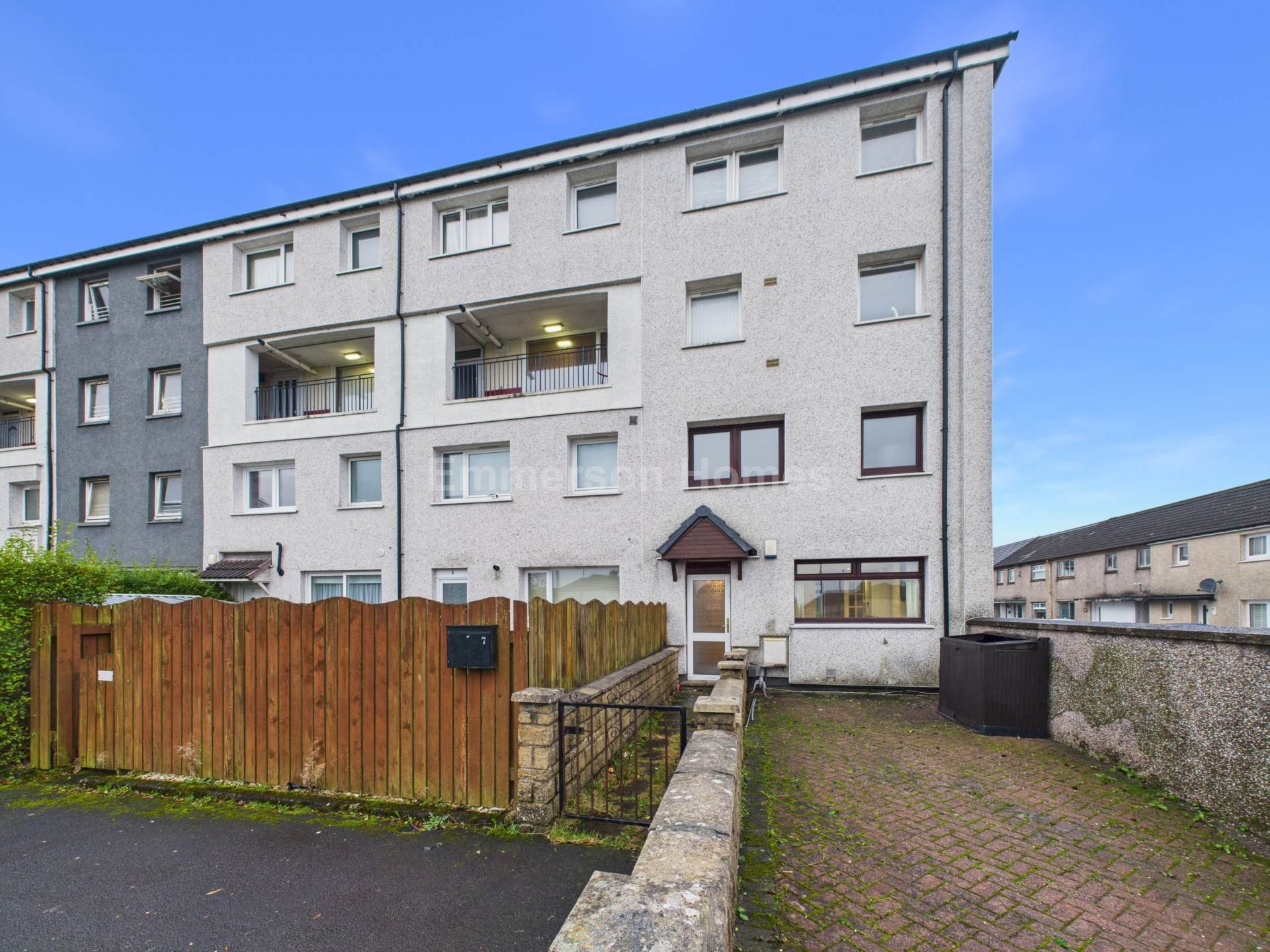 Ettrick Terrace, Corseford, PA5, Image 1