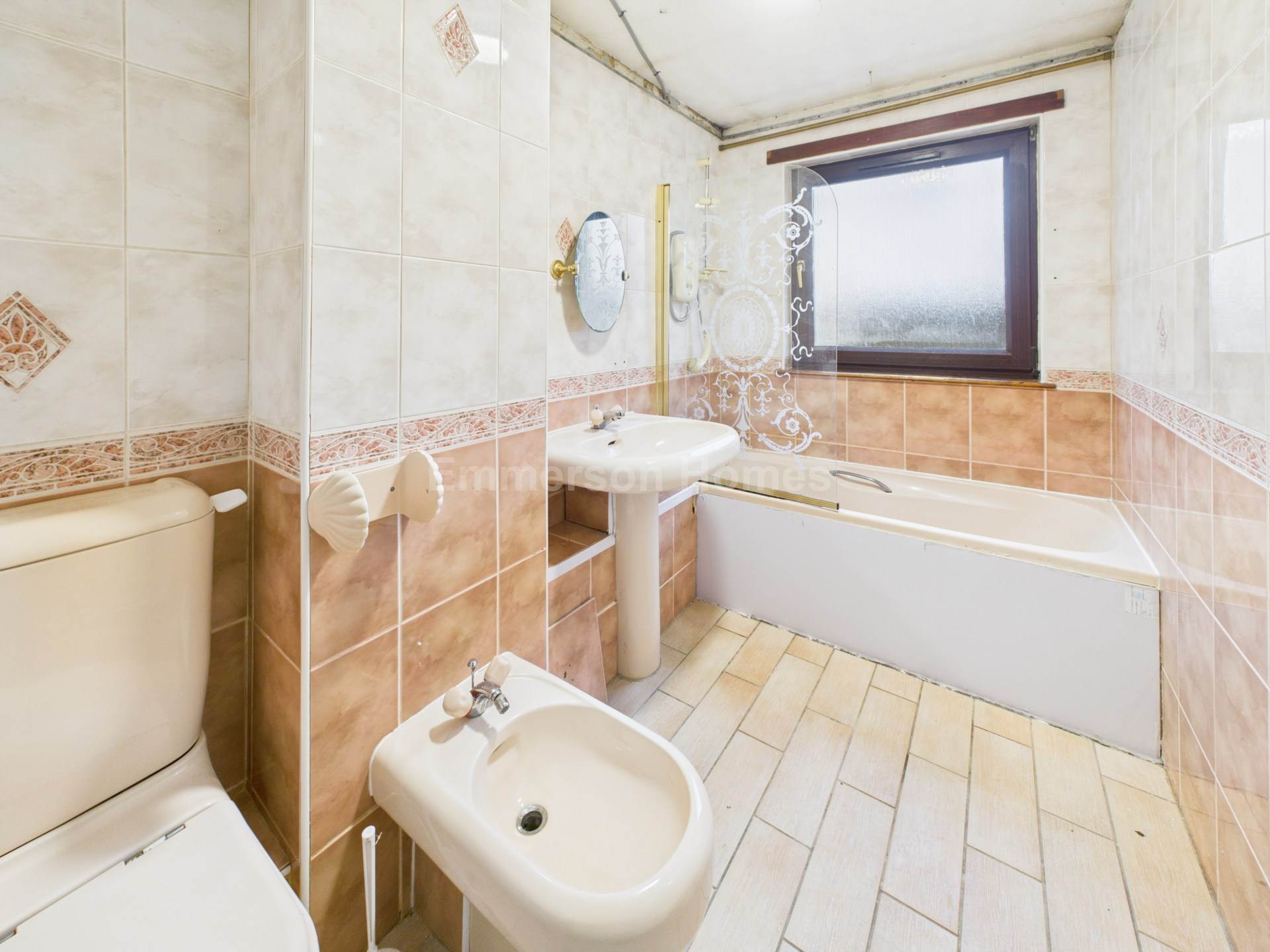 Ettrick Terrace, Corseford, PA5, Image 6