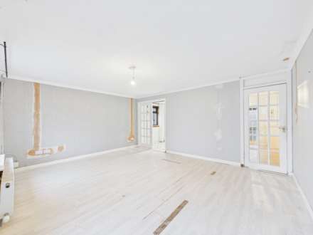 Ettrick Terrace, Corseford, PA5, Image 3