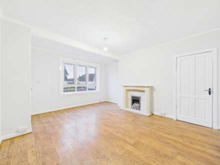 Beech Avenue, Elderslie, PA5, Image 2