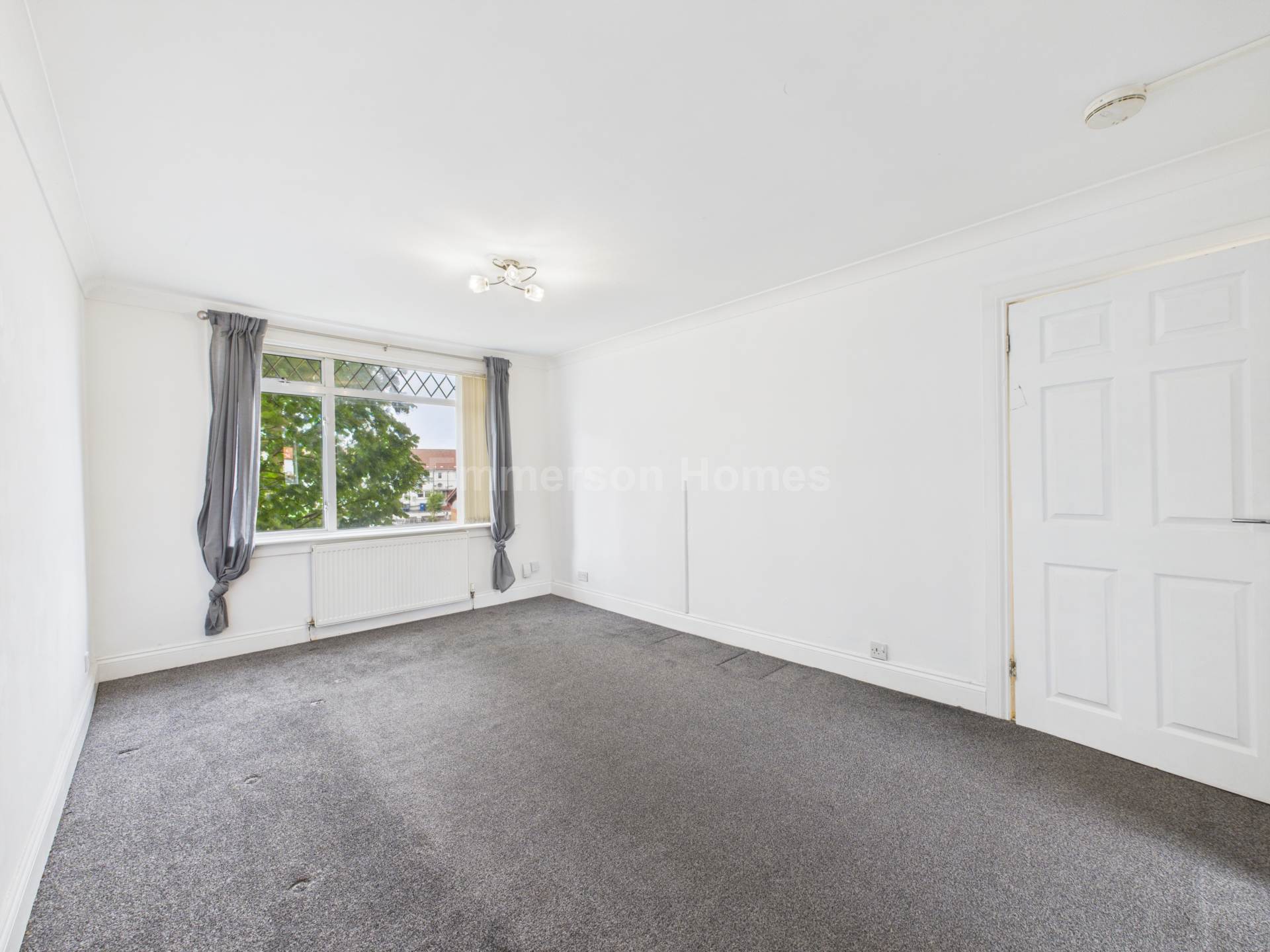 Pine Crescent, Johnstone Castle, PA5, Image 2