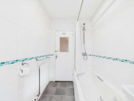 Thomson Avenue, Johnstone, PA5, Image 9