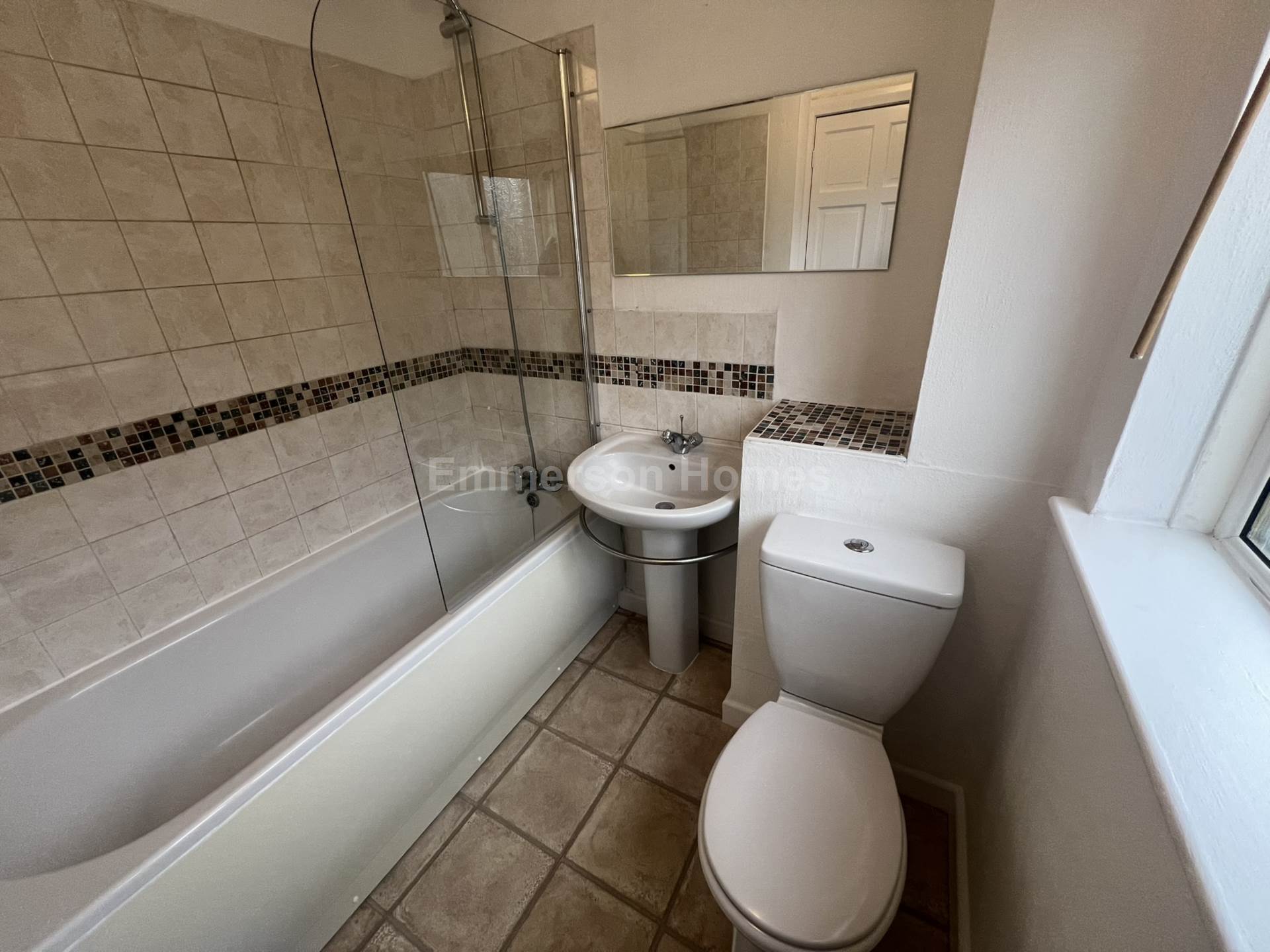 Wallace Avenue, Bishopton, PA7, Image 12
