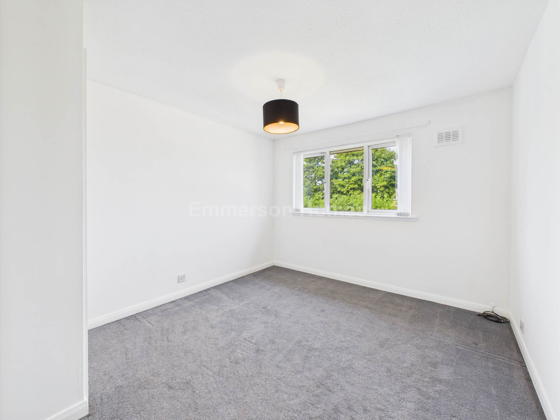 Wallace Avenue, Bishopton, PA7, Image 13