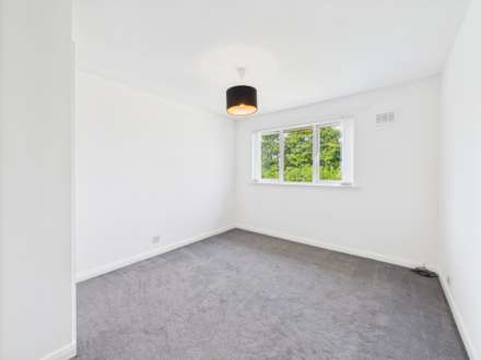 Wallace Avenue, Bishopton, PA7, Image 13