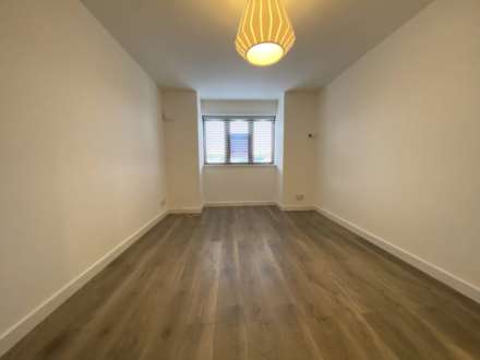 Russell Street, Johnstone, PA5, Image 2