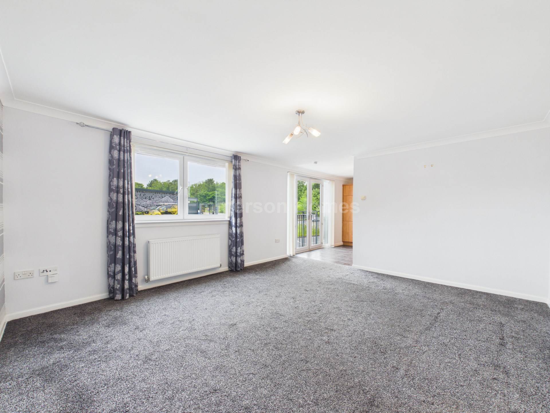 Millview Crescent, Johnstone, PA5, Image 2