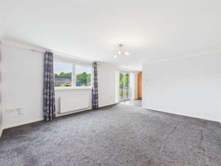 Millview Crescent, Johnstone, PA5, Image 2