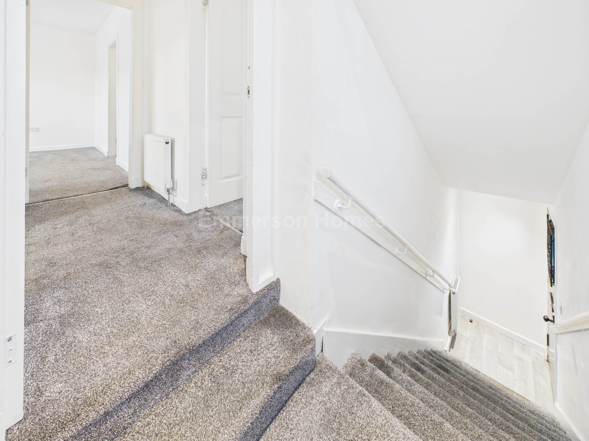 Ladeside Drive, Johnstone, PA5, Image 12