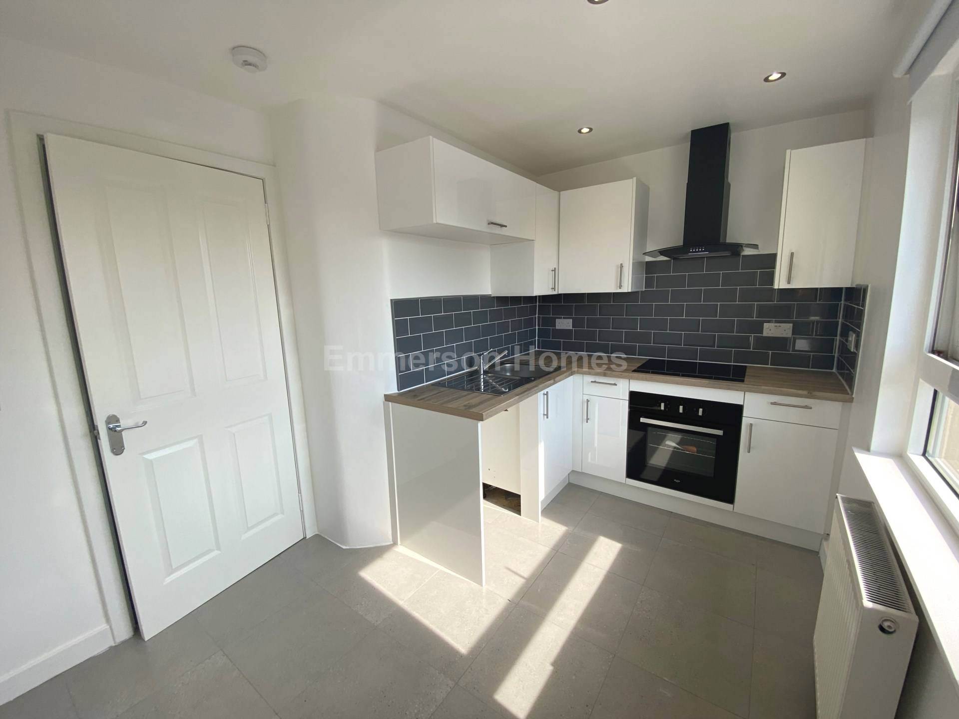 Ladeside Drive, Johnstone, PA5, Image 5