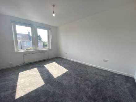 Ladeside Drive, Johnstone, PA5, Image 3