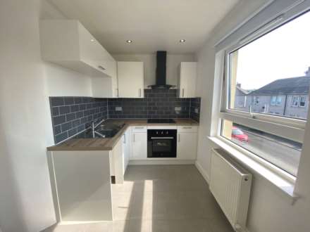 Ladeside Drive, Johnstone, PA5, Image 4