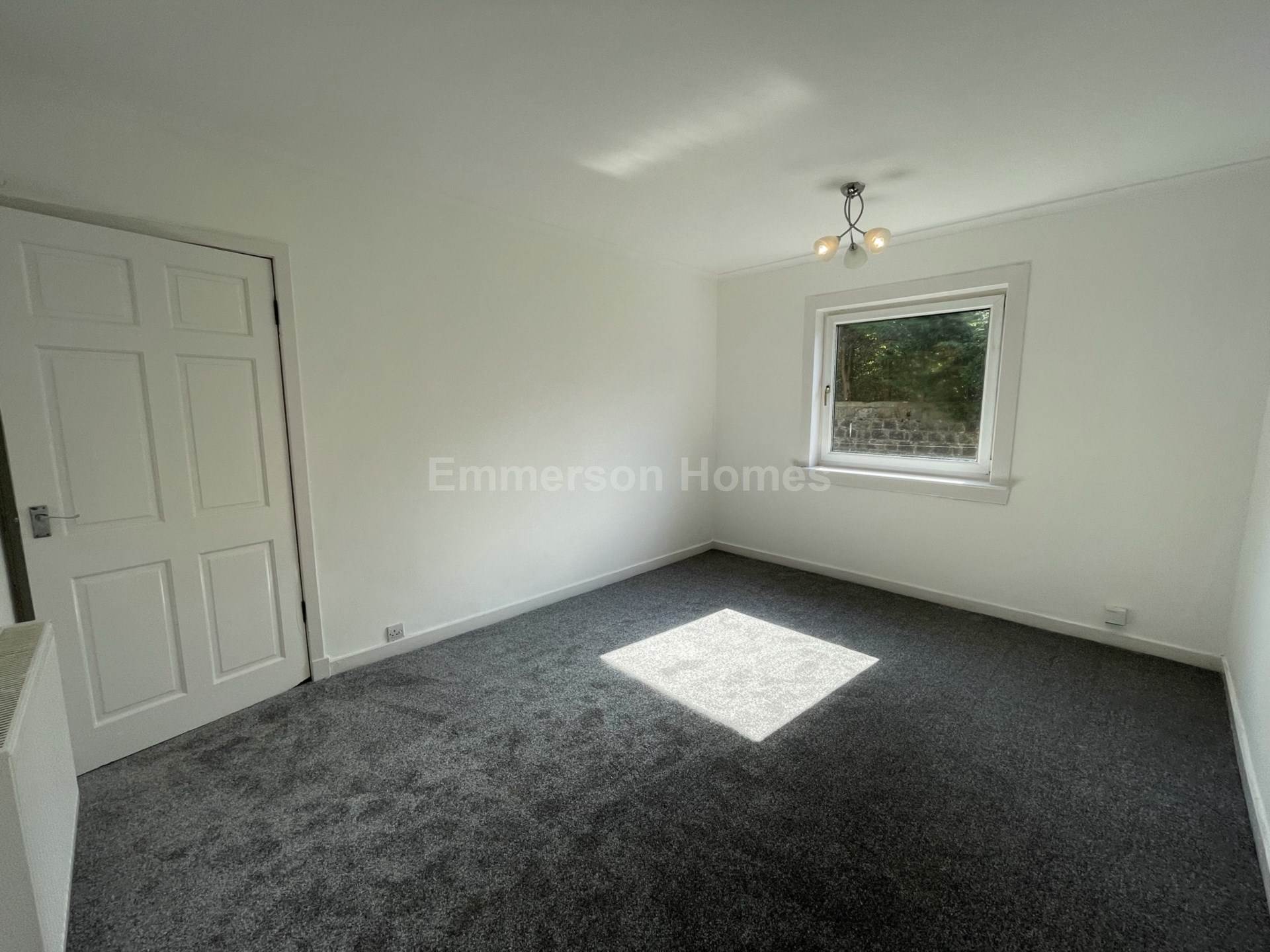 Ferguson Street, Johnstone, PA5, Image 6