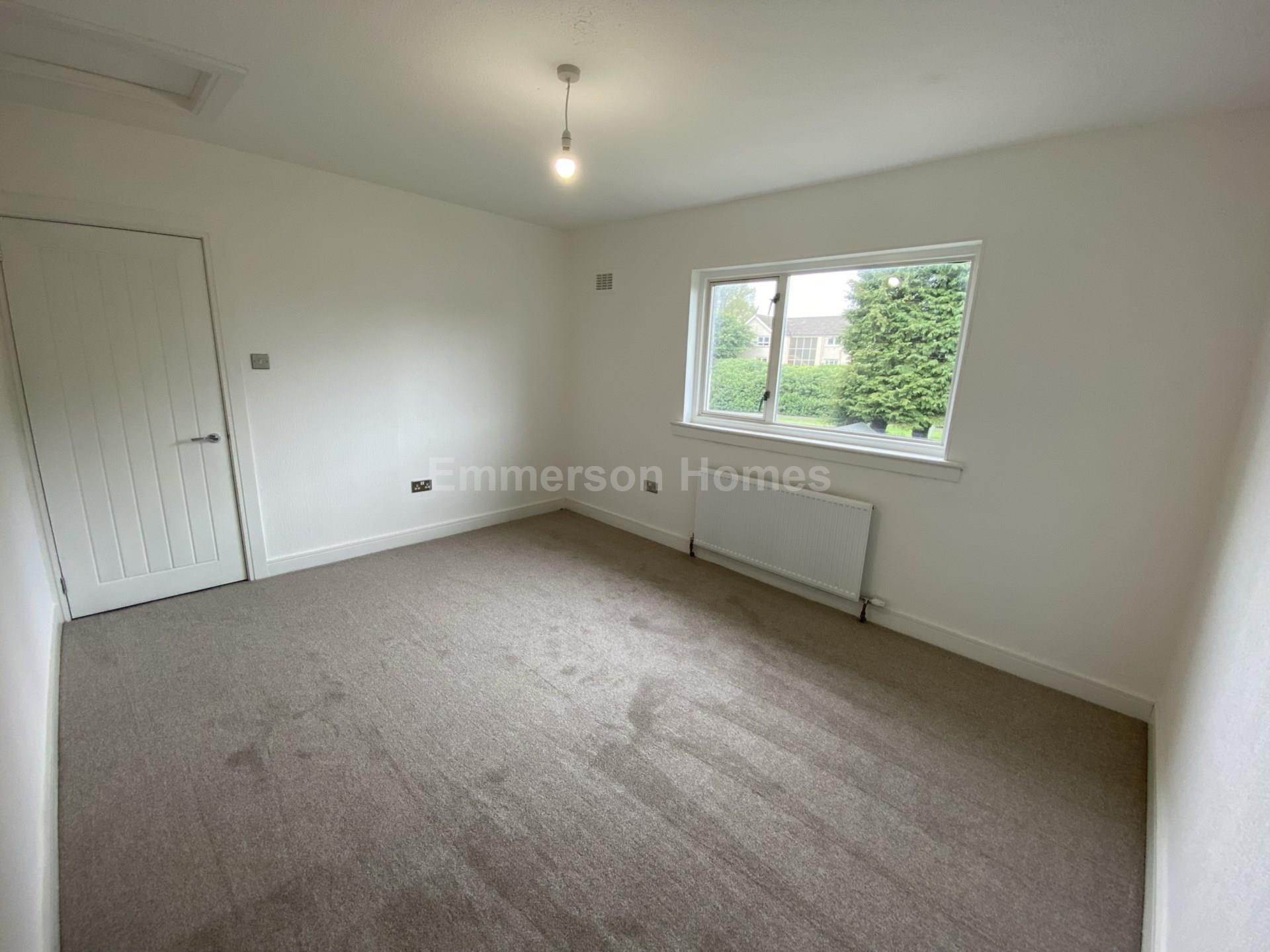 Churchill Avenue, Johnstone, PA5, Image 3