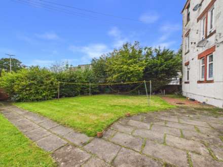 Main Road, Elderslie, PA5, Image 11