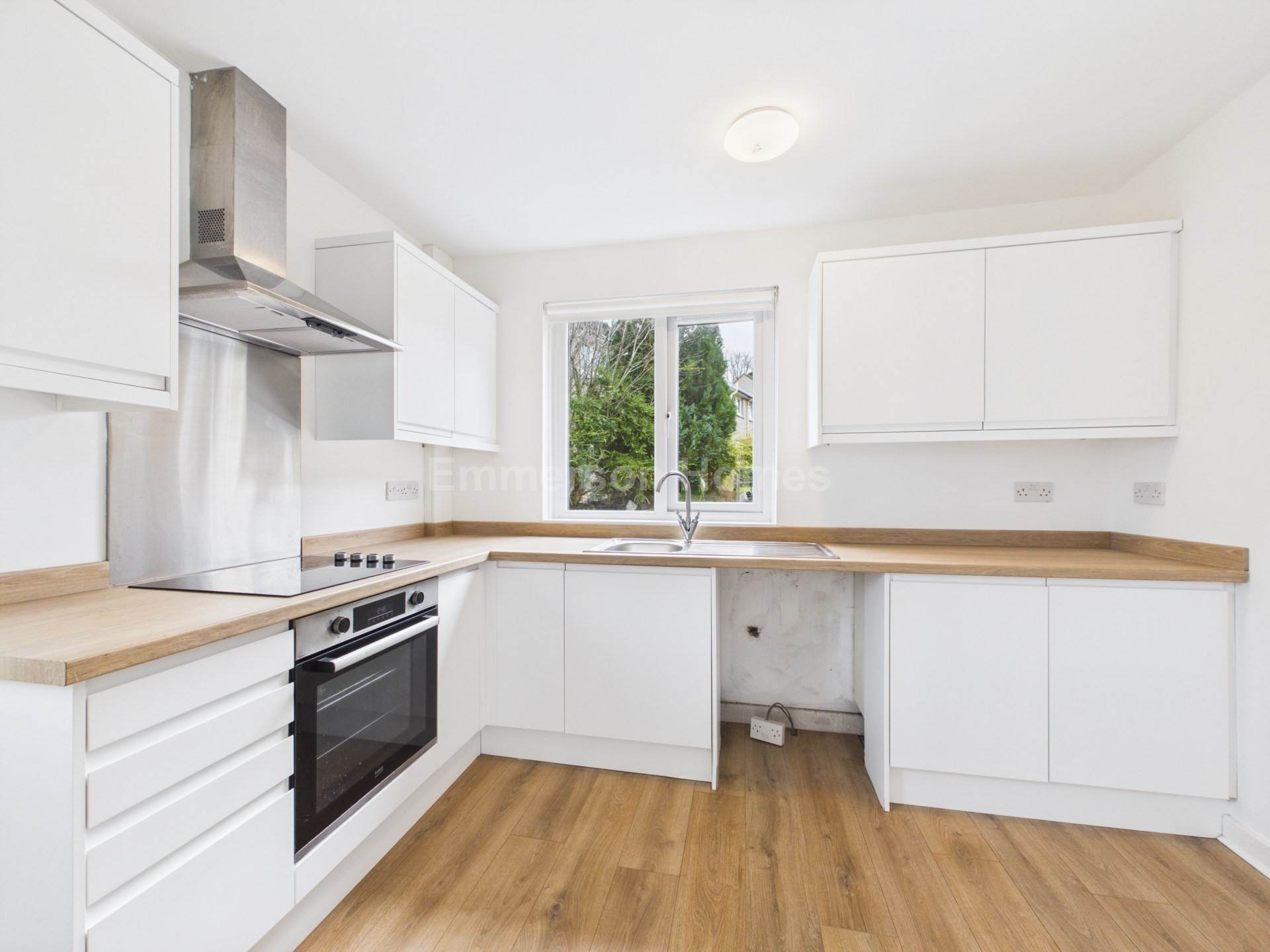 Hazel Avenue, Johnstone, PA5, Image 5