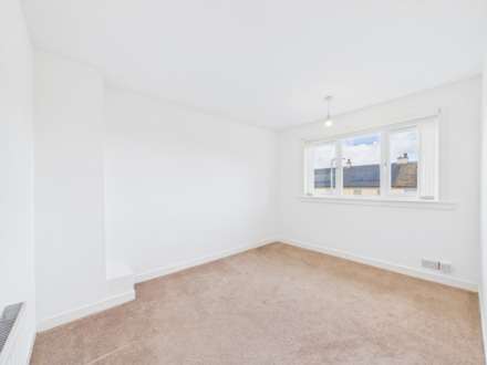 Hazel Avenue, Johnstone, PA5, Image 11