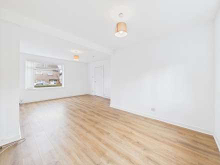 Hazel Avenue, Johnstone, PA5, Image 4