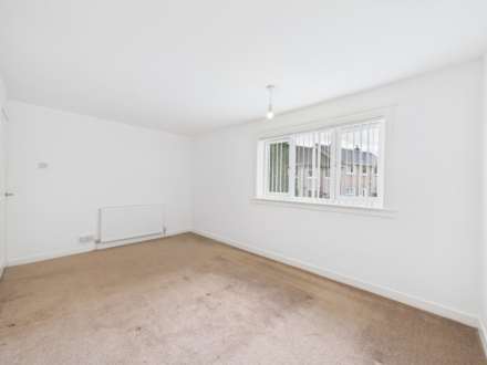 Hazel Avenue, Johnstone, PA5, Image 9