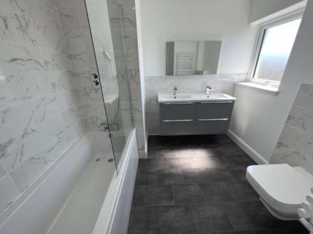 Lismore Drive, Linwood, PA3, Image 9