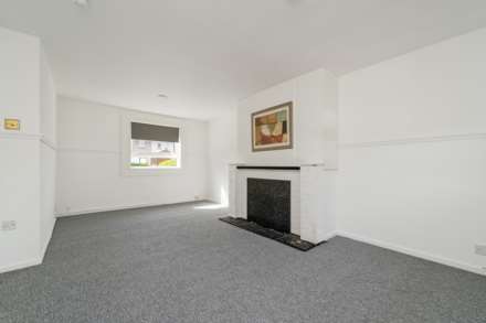 Sycamore Avenue, Johnstone Castle, PA5, Image 2