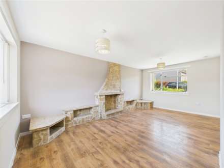 Pentland Avenue, Linwood, PA3, Image 4