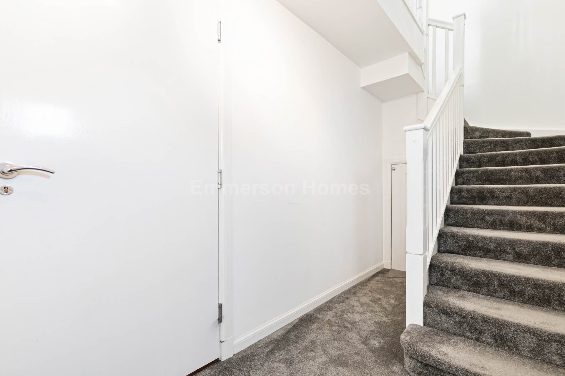 Cedarwood Gardens, Bishopton, PA7, Image 9