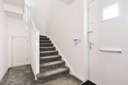 Cedarwood Gardens, Bishopton, PA7, Image 8