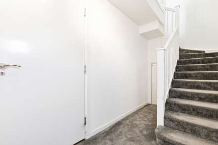 Cedarwood Gardens, Bishopton, PA7, Image 9