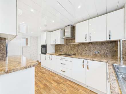 Clyde Place, Johnstone, Image 4