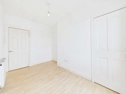 High Street, Johnstone, PA5, Image 12