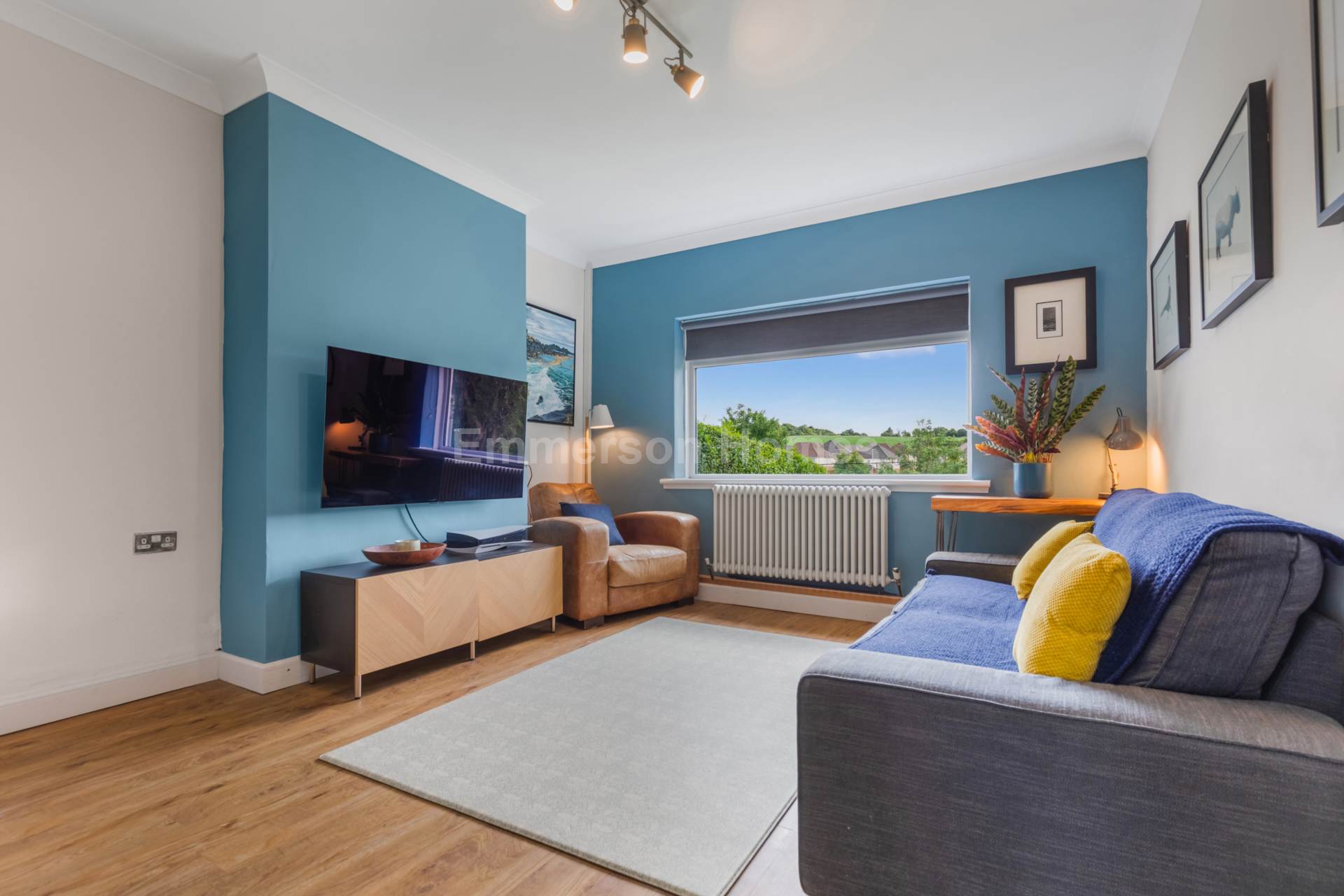 Burnside Road, Elderslie. PA5, Image 2