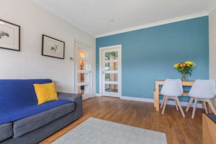 Burnside Road, Elderslie. PA5, Image 3