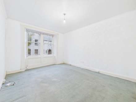 Ewing Street, Kilbarchan, PA10, Image 8