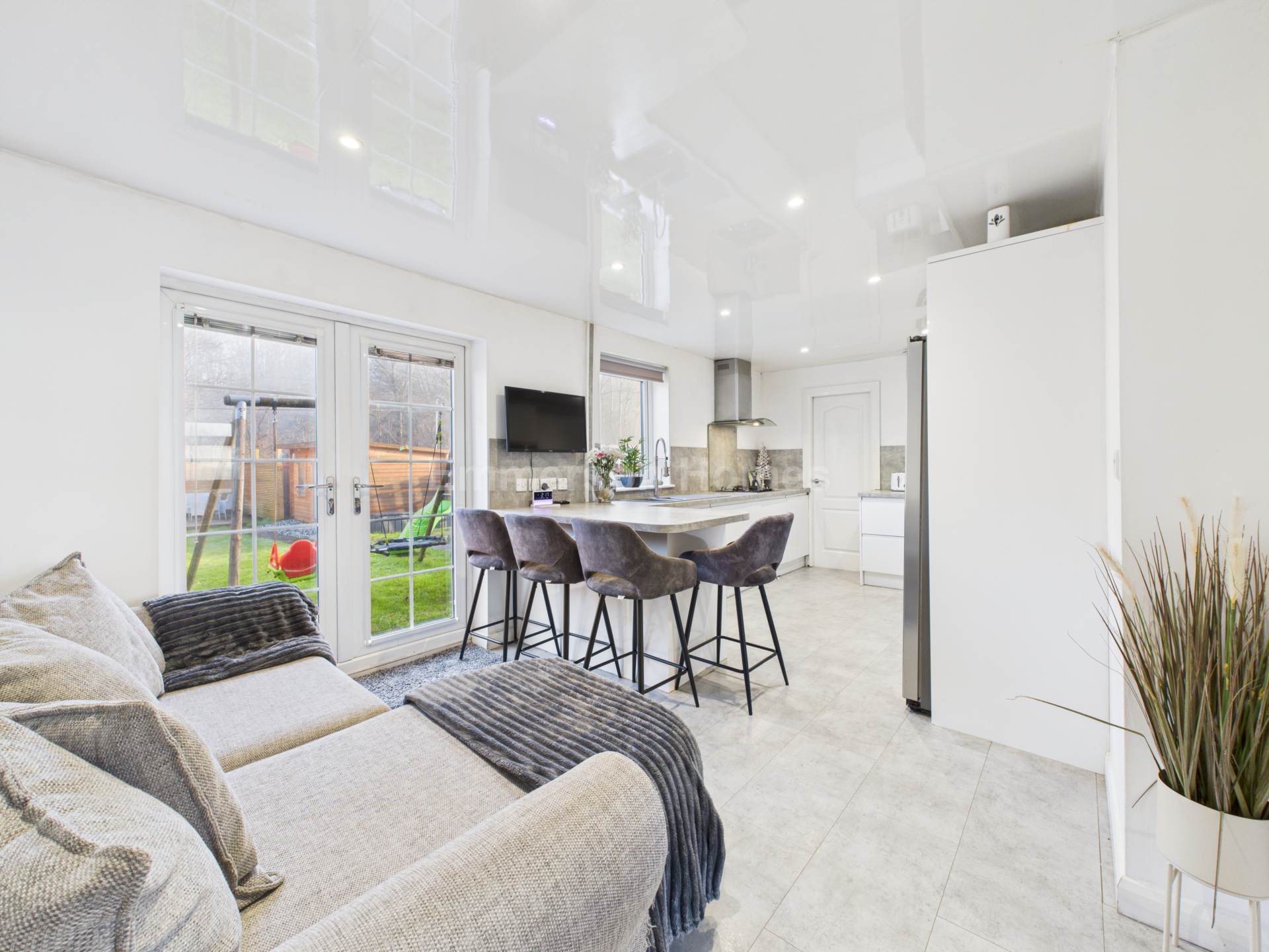 Scott Avenue, Johnstone, PA5, Image 9