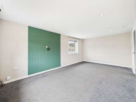 Thrush Place, Johnstone, PA5, Image 3