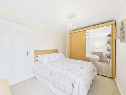 Hallhill Crescent, Johnstone, PA5, Image 11