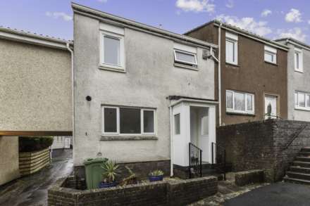 3 Bedroom Link Terrace, Portessie, Erskine, PA8
