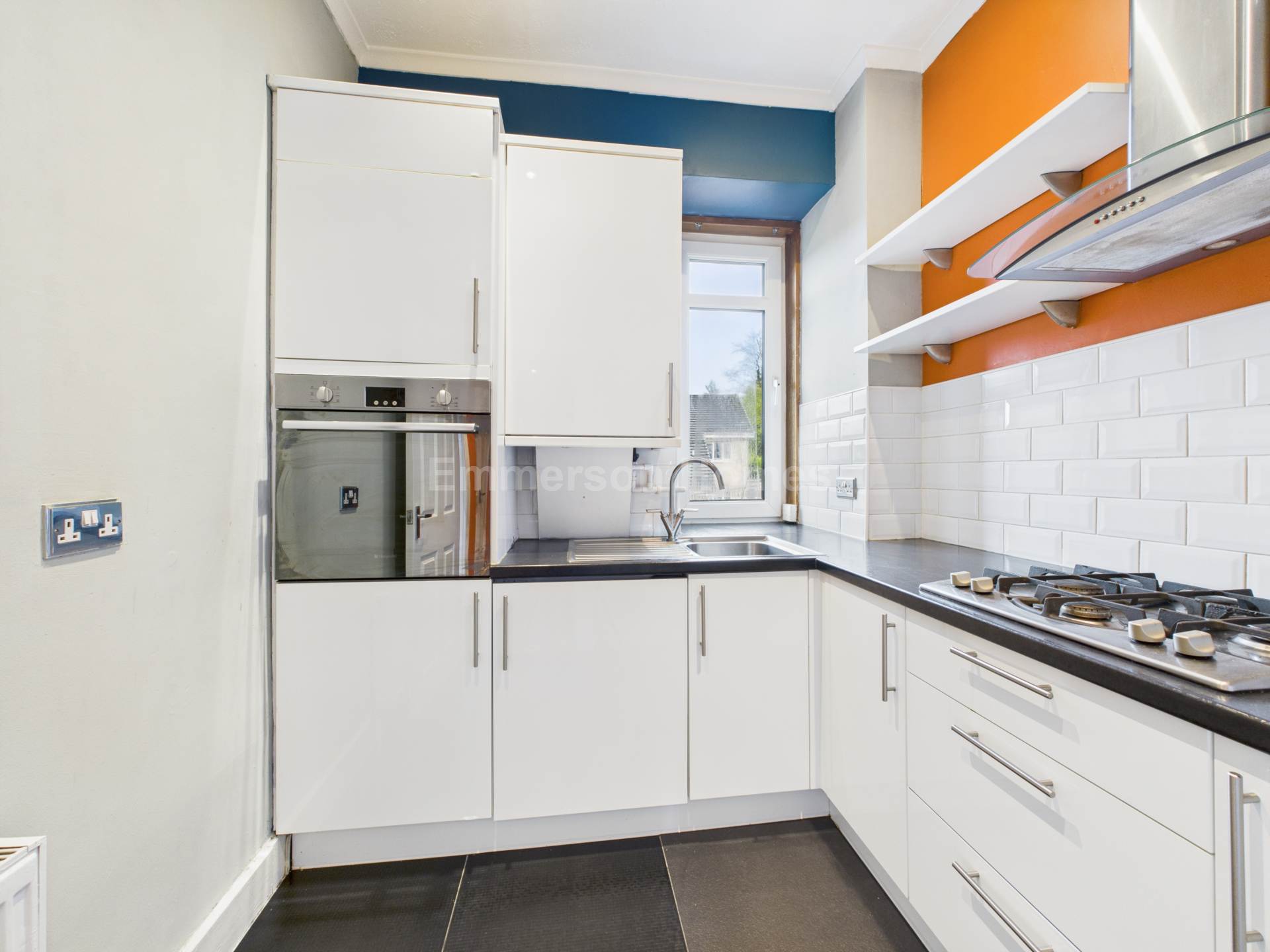 Main Road, Elderslie, PA5, Image 4